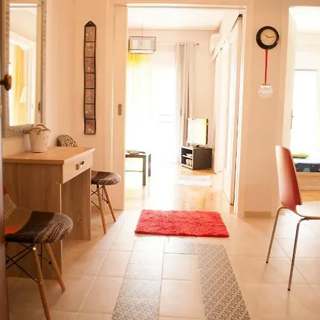 Zenios Ippokratis-comfort & Style, Downtown Athens
