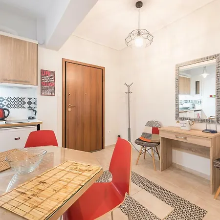 Zenios Ippokratis-comfort & Style, Downtown * Athens